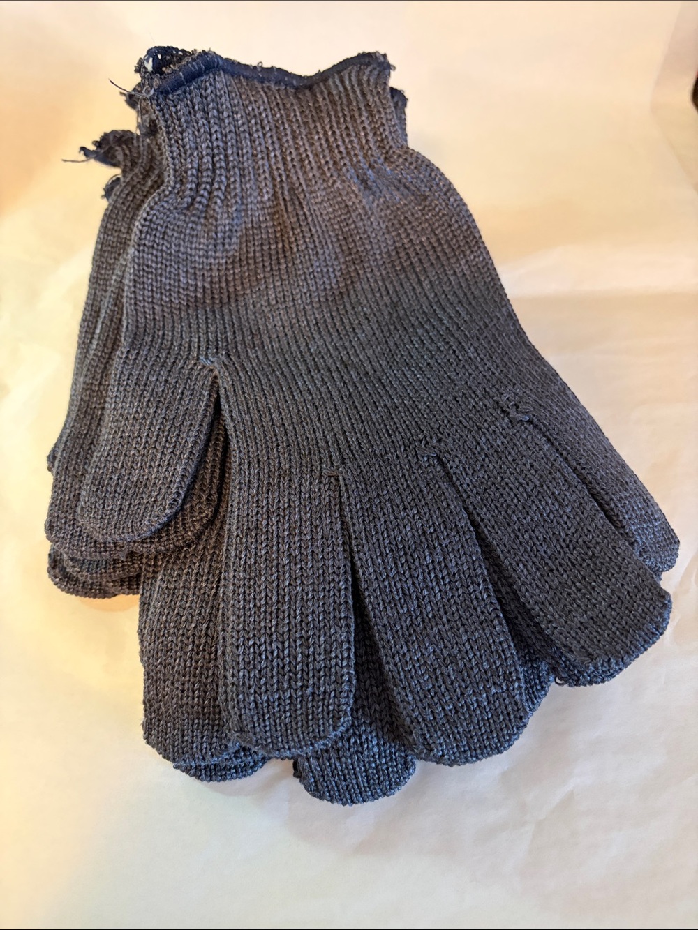 5 Pair Men’s Knit Work Gloves Medium/Large NWT